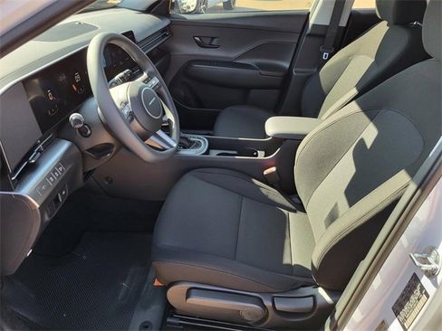New 2026 Hyundai Kona SE image 13