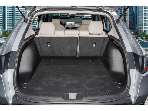 Certified 2023 Honda HR-V LX image 9