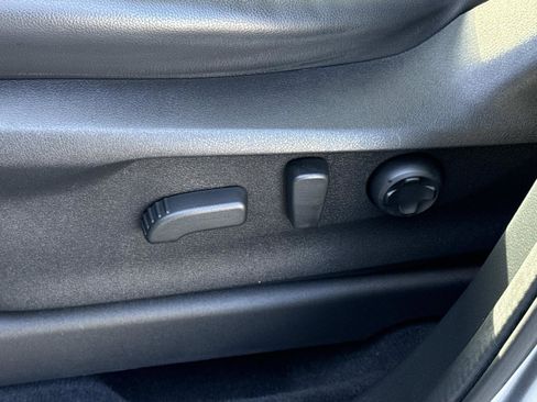 Used 2023 Subaru Ascent Limited w/ Technology Package image 16