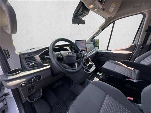Used 2025 Ford Transit 350 XLT RWD image 9