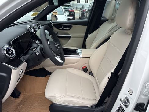 New 2026 Mercedes-Benz GLC 300 4MATIC image 14