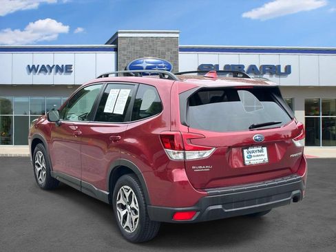 Certified 2023 Subaru Forester Premium AWD/4WD image 3