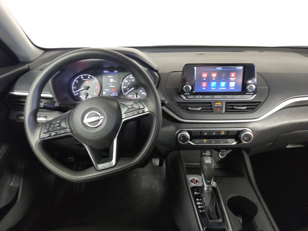 Used 2024 Nissan Altima 2.5 S FWD image 22