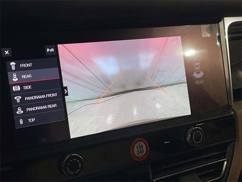 New 2026 Porsche Macan image 31