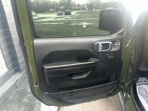 Used 2021 Jeep Wrangler Unlimited Sport image 16