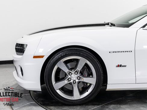 Used 2011 Chevrolet Camaro SS w/ RS Package image 45