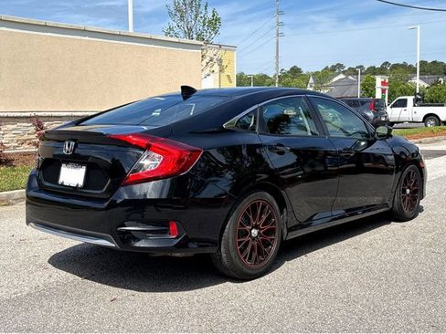 Used 2021 Honda Civic EX image 5