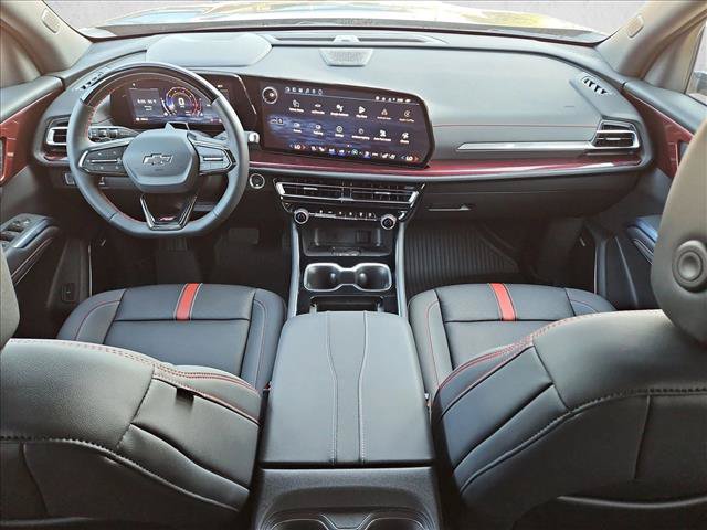 New 2026 Chevrolet Traverse RS w/ LPO, Floor Liner Package FWD image 15