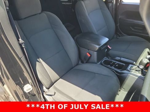 Used 2022 Jeep Wrangler Unlimited Sport AWD/4WD image 21