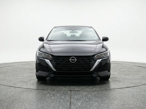 Used 2025 Nissan Sentra SV FWD image 2