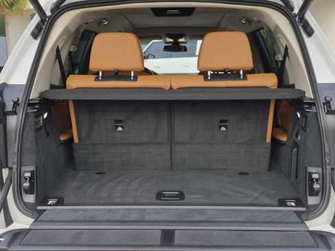 Certified 2022 BMW X7 xDrive40i w/ Premium Package image 8