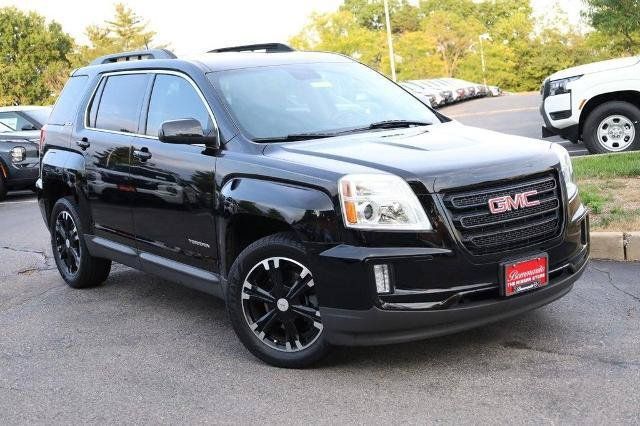 Used 2017 GMC Terrain SLE w/ Nightfall Package FWD image 2
