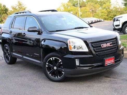 Used 2017 GMC Terrain SLE w/ Nightfall Package FWD image 2