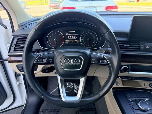 Used 2018 Audi Q5 2.0T Premium AWD/4WD image 17