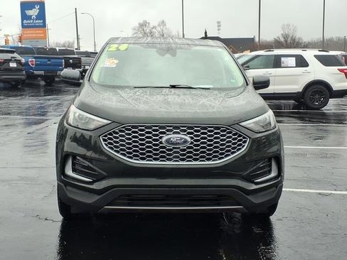 Used 2024 Ford Edge SEL image 2