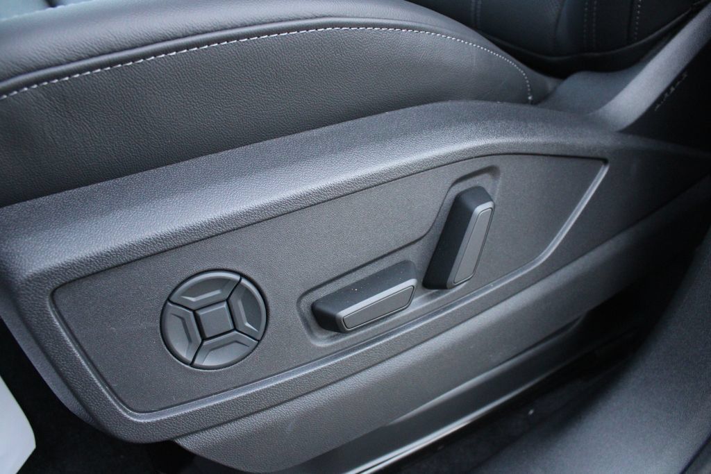 New 2026 Audi Q5 Prestige AWD/4WD image 3
