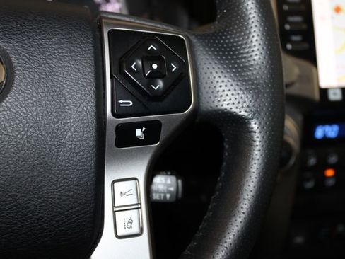Used 2023 Toyota 4Runner Limited AWD/4WD image 26