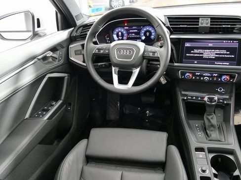 Certified 2025 Audi Q3 2.0T Premium w/ Black Optic Sport Package image 26