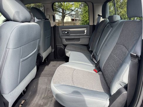 Used 2016 RAM 1500 Big Horn image 18