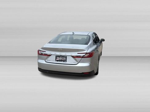 Used 2026 Toyota Camry LE FWD image 7
