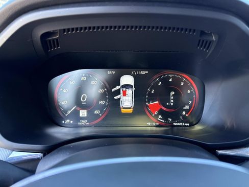 Used 2019 Volvo XC60 T6 R-Design w/ Protection Package Premier image 33