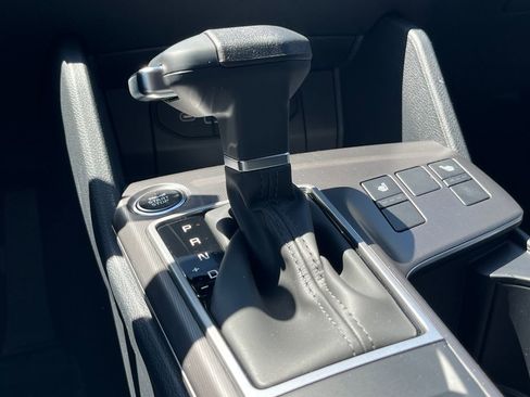 New 2026 Kia Sportage EX FWD image 30