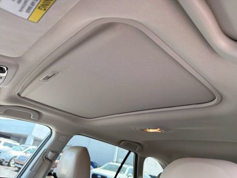 Used 2019 Subaru Outback 2.5i Limited AWD/4WD image 16