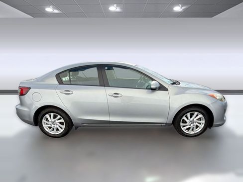 Used 2013 MAZDA MAZDA3 i Touring w/ Preferred Equipment Pkg FWD image 8
