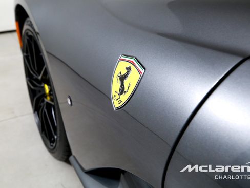 Used 2021 Ferrari 812 GTS RWD image 34