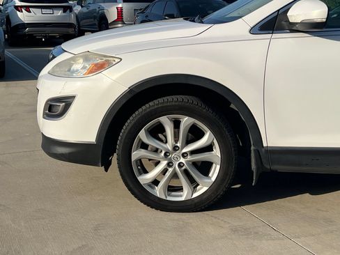 Used 2012 MAZDA CX-9 Grand Touring w/ Moonroof & Bose Audio Pkg FWD image 8