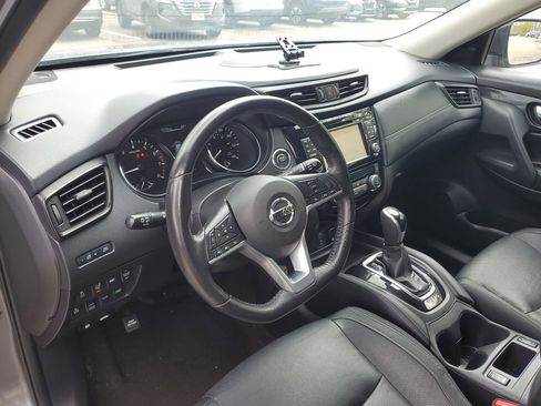 Used 2017 Nissan Rogue SL AWD/4WD image 12