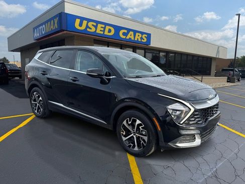 Used 2023 Kia Sportage EX FWD image 4