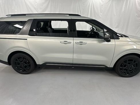 New 2026 Kia Carnival SX w/ SX Dark Edition Package FWD image 2