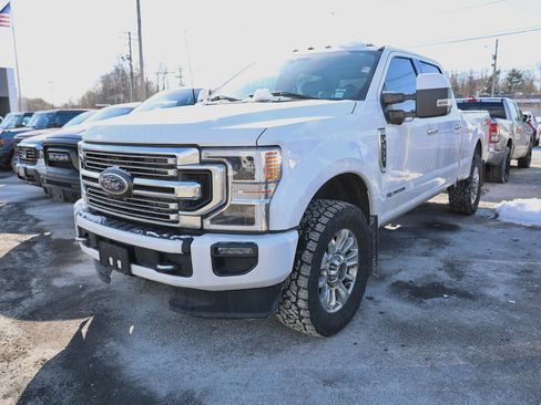 Used 2022 Ford F350 Limited image 6