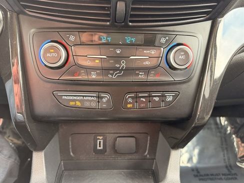 Certified 2019 Ford Escape Titanium w/ U9j03 - Titanium Tow Package AWD/4WD image 16