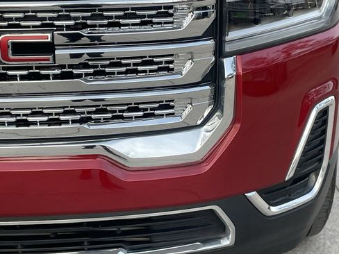 Used 2023 GMC Acadia SLE image 7