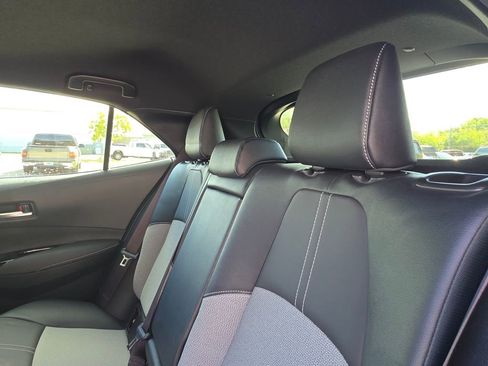 Used 2023 Toyota Corolla XSE image 17