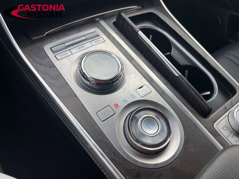 Used 2024 Genesis GV80 2.5T image 31