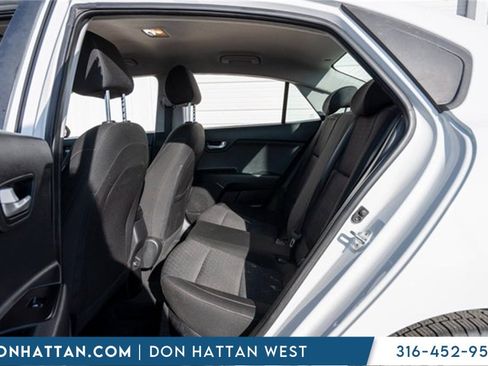 Used 2023 Kia Rio S image 19