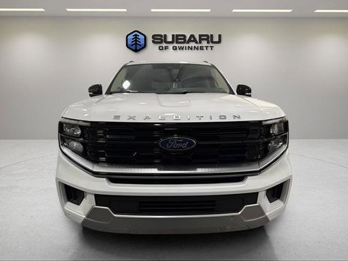 Used 2025 Ford Expedition Max Platinum AWD/4WD image 7