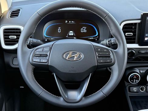 New 2026 Hyundai Venue SEL FWD image 15