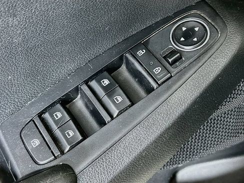 Used 2021 Kia Seltos LX AWD/4WD image 18