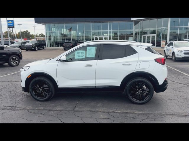 Certified 2024 Buick Encore GX Sport Touring w/ Comfort Package FWD image 5