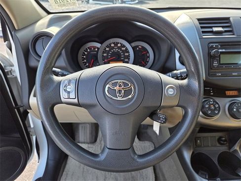 Used 2012 Toyota RAV4 4WD image 17