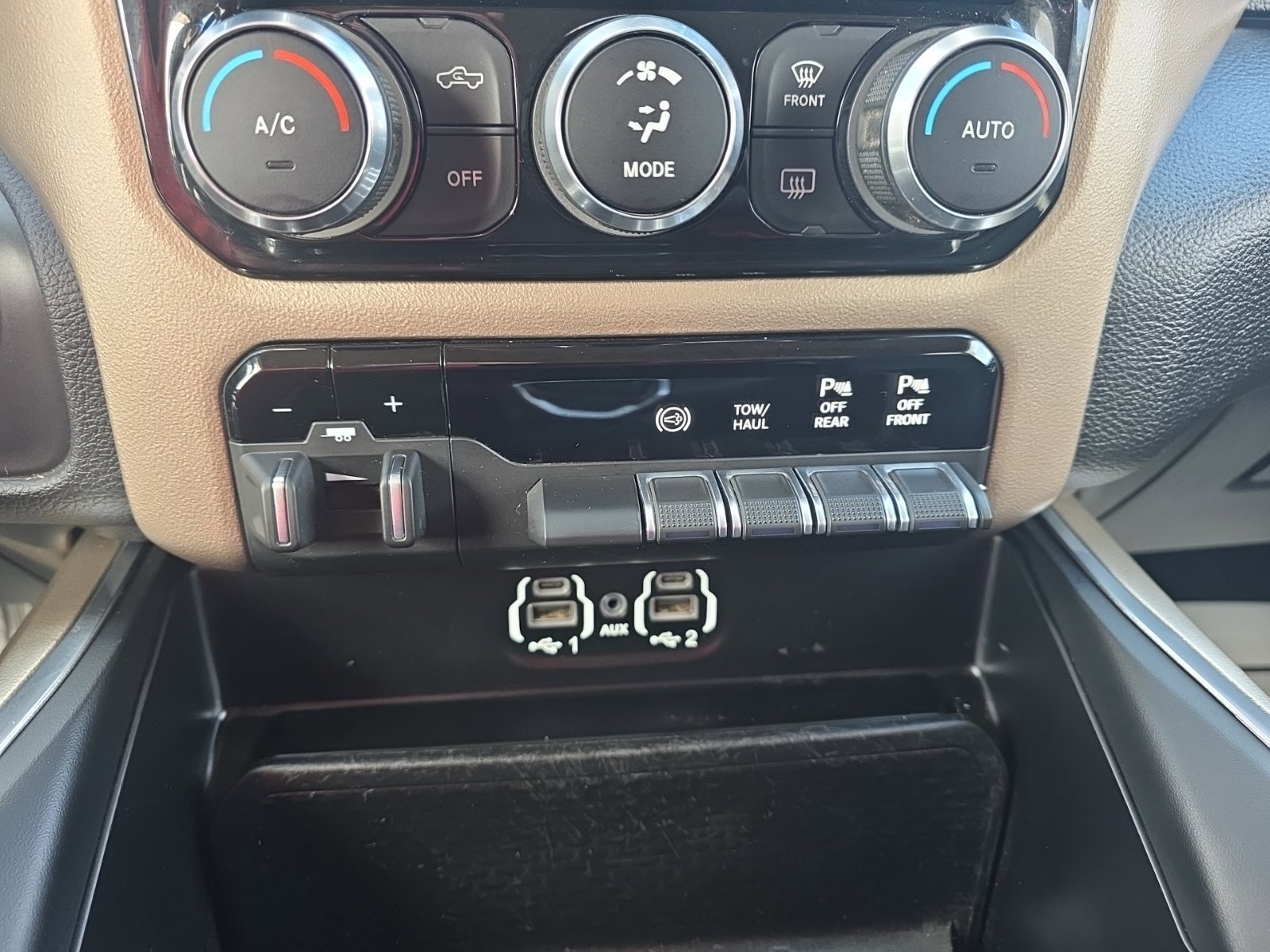 Used 2021 RAM 3500 Laramie AWD/4WD image 21