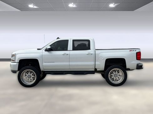 Used 2017 Chevrolet Silverado 1500 LT w/ All Star Edition AWD/4WD image 2