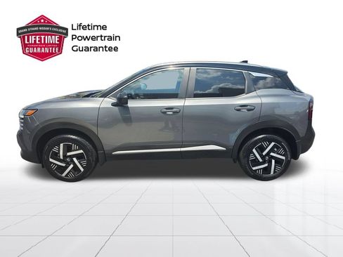 Certified 2026 Nissan Kicks SV FWD image 2