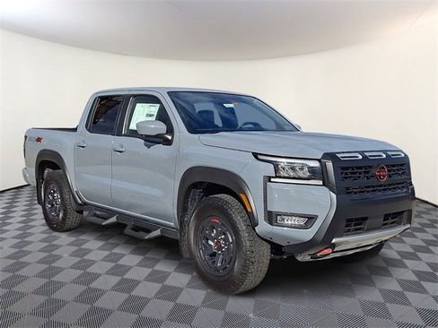 New 2026 Nissan Frontier PRO-4X w/ Pro-4x Convenience Package image 1