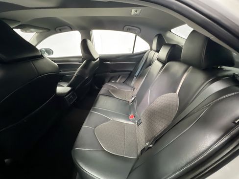 Used 2024 Toyota Camry XSE FWD image 28