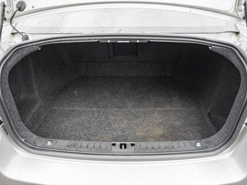 Used 2010 Volvo S80 3.2 image 10